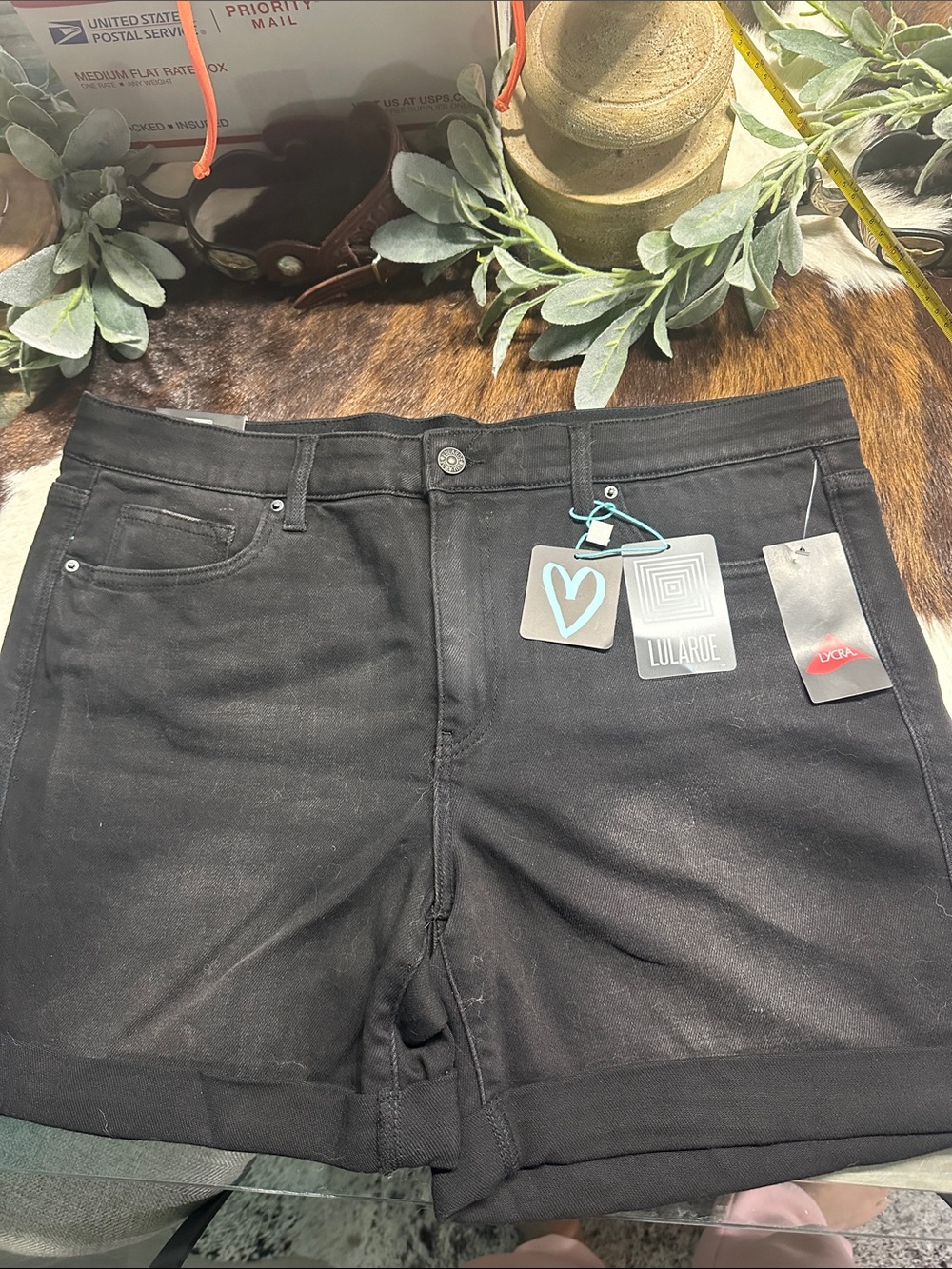 NWT LuLaRoe Black Women's boyfriend fit Denim Shorts
